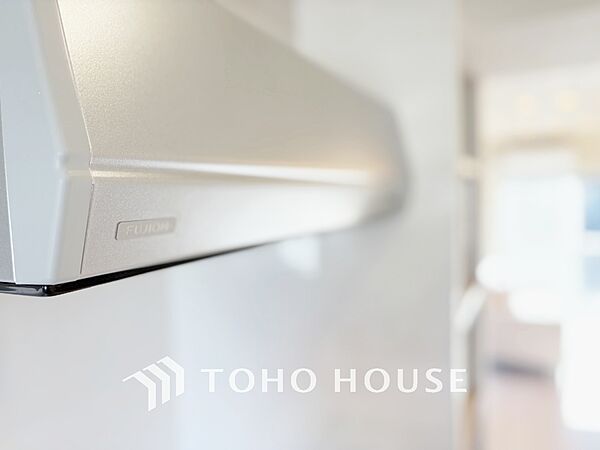 【KITCHEN】◆開放的◆後片付けが楽なシステムキッチン。収納スペースの充実！