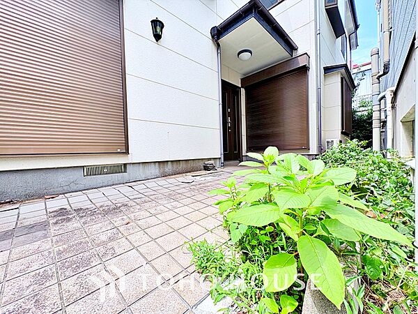 現地に実際に行ってみることでしか感じられないことがたくさんあります。周辺環境や街の雰囲気など、たくさんのことを感じていただけます。