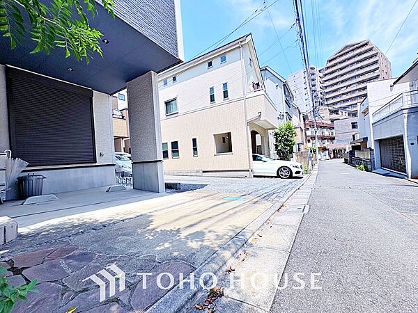現地に実際に行ってみることでしか感じられないことがたくさんあります。周辺環境や街の雰囲気など、たくさんのことを感じていただけます。