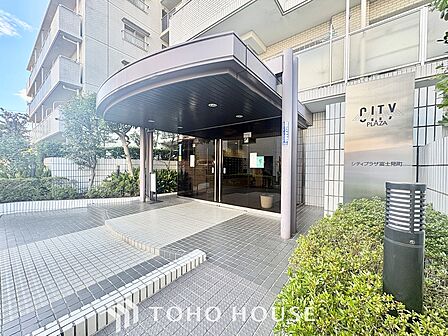 【Elegant house】その邸が魅せる、気品・上質・重厚感・細やかさ、そのすべては訪れた者に安らぎと品性を与える特別な空間です。ここに住むからこそ意味がある。