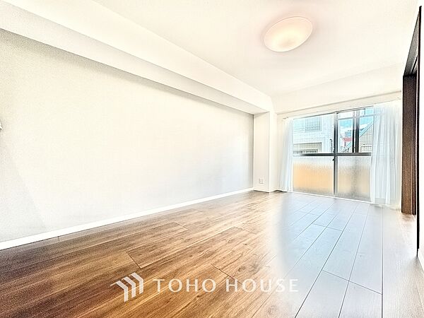 「想像していた以上に広い」が写真を撮っているときの感想です。家事動線に配慮したプランによりご家族がくつろげる明るく広い空間が確保できました。