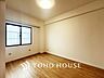 寝室：【PRIVATE ROOM】◆プライベートな時間◆な暮らしにはこの空間が必要。家族のふれあいも大切にしつつ、自分の空間も大切にしたい。