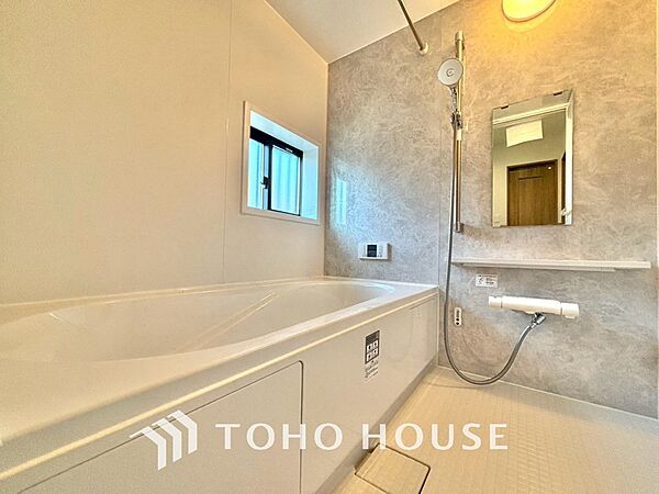 【BATHROOM】◆プライベートな空間◆simpleだからrelaxできるんです。こころもからだもキレイさっぱり。