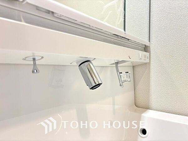 【WASHROOM】◆快適◆煌びやかな暮らしの中にも忘れたくない快適さ。大きな収納が助けてくれます。