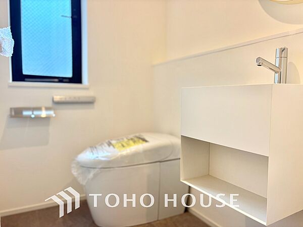 【TOILET】◆快適◆な生活に不可欠。節水型の高性能トイレを新設。
