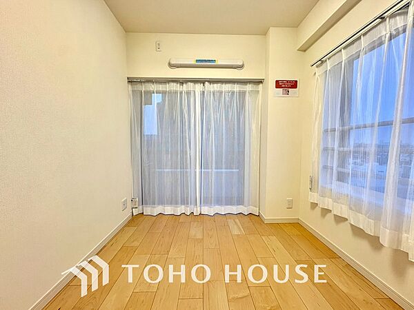 【PRIVATE ROOM】◆属毛離裏◆子は父を手本とし、母に愛育されて成長する。家族の深い繋がり。いつまでも大切にしたい。