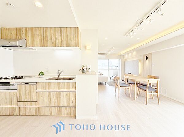 【LIVING】◆住む喜び、楽しさ、感動◆を君と共有したい。いつまでもずっと家族を見渡せるこの広い空間で。