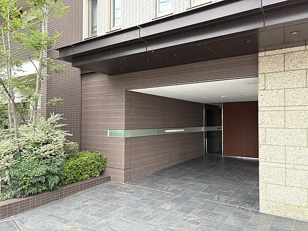 【APPEARANCE】◆安らぎ◆整然と整備された街に風が吹き、木々が揺れる。絵にかいたような心安らぐ環境です。