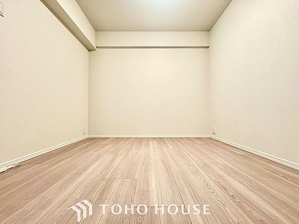 使いやすく、明るい洋室に仕上がります。子供部屋や趣味のお部屋にご利用できます。ご自身で家具などを配置し、素敵な空間を創り上げられます。