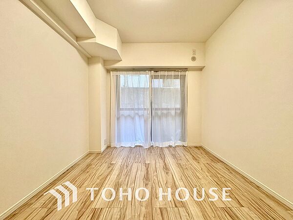 【PRIVATE ROOM】◆属毛離裏◆子は父を手本とし、母に愛育されて成長する。家族の深い繋がり。いつまでも大切にしたい。