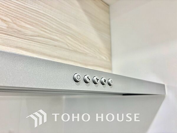 【KITCHEN】◆開放的◆後片付けが楽なシステムキッチン。収納スペースの充実！