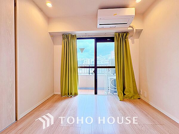 使いやすく、明るい洋室に仕上がります。子供部屋や趣味のお部屋にご利用できます。ご自身で家具などを配置し、素敵な空間を創り上げられます。