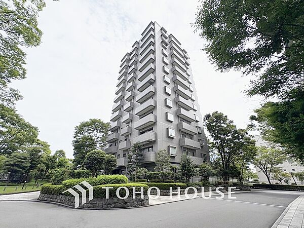 【APPEARANCE】◆陽光◆が差し込む。この開放的な空間に家族の笑顔が集う。家族が一緒に過ごす空間は明るく、そして居心地よく。
