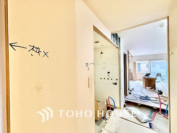 ◆闇夜の輝き◆オレンジ色の光は大人になった今の僕にはわかる。1日の終わりを伝えに来たわけではなく、また明日が来る方へ導いてくれた事を。