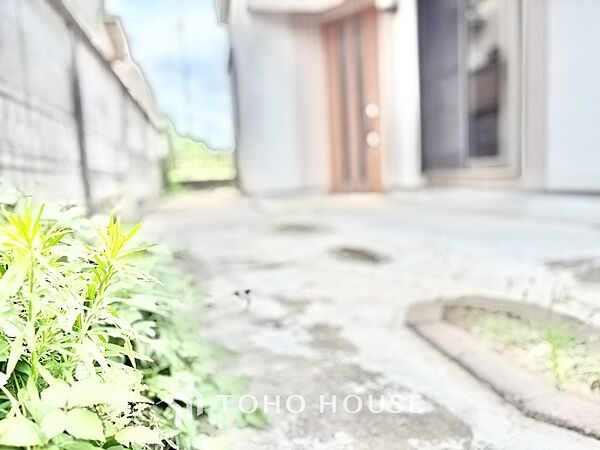【LIVING】◆家族◆この扉を開けると大切な家族が待っている。自然と家に帰る足取りが早くなる。