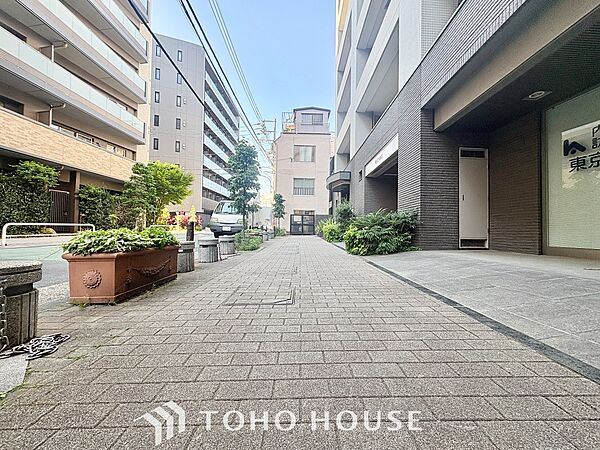 現地に実際に行ってみることでしか感じられないことがたくさんあります。周辺環境や街の雰囲気など、たくさんのことを感じていただけます。是非一度ご見学くださいませ。