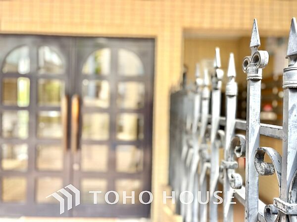 【ENTRANCE】◆安心◆して歩ける。安心して家族の帰りを待てる。そんな安心を感じさせる住環境。