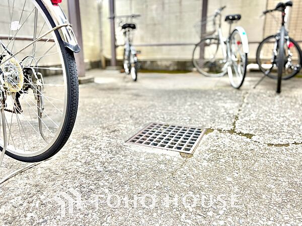 【BICYCLE PAEKING LOT】◆駐輪場◆快適な生活には欠かせない自転車。開放的な駐輪場がございます。
