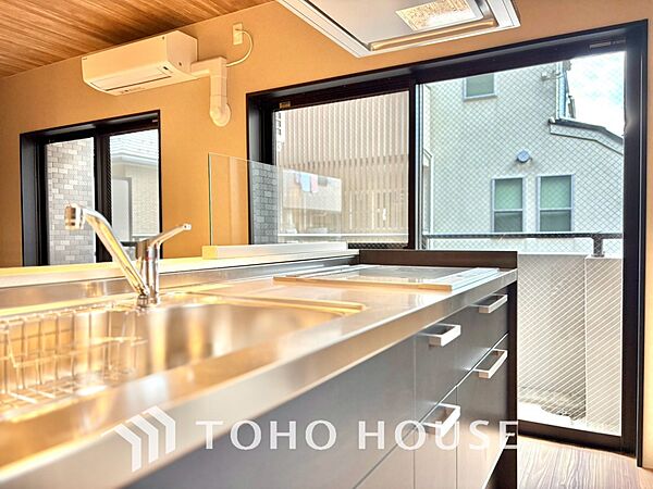 【KITCHEN】◆Happy◆愛情たっぷりのお料理で家族にHappyを。システムキッチンがあなたをサポートしてくれます。