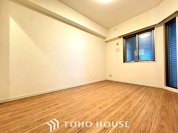 【Private room】光に包まれるように設計された空間。太陽の光が爽やかな目覚めを誘う。きっと今日も素敵な1日に。