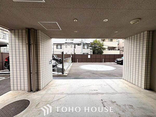 【Parking lot】大切な愛車を自分だけの空間に置き眺めながらの時間を過ごして下さい。