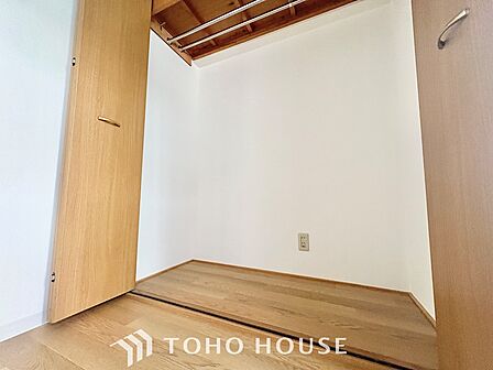 【clost】幸せが一つずつ増えるたびに、物も増えていく。たくさんの幸せを収納できる。素敵なスペース。