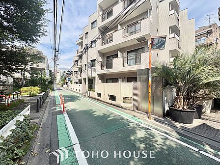 【Elegant house】その邸が魅せる、気品・上質・重厚感・細やかさ、そのすべては訪れた者に安らぎと品性を与える特別な空間です。ここに住むからこそ意味がある。