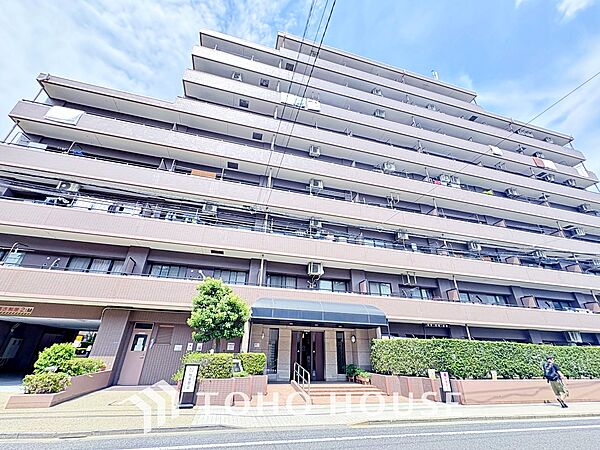 ほんの少しのこだわり。ちょっとした色使いがその家がもつ雰囲気、趣（おもむき）を携え、暮らす家族や訪ねてくる友人・知人に新鮮な香りを運んできます。