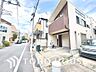 外観：【前面道路】前面道路はゆとりのある幅員で、お車の出し入れもスムーズに行えます。