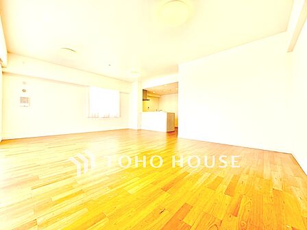 【リビング】ゆったりとした空間で、それぞれが自由に過ごせる物件です