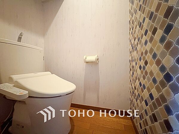 現在改装中◆快適◆な生活に不可欠。節水型の高性能トイレを新設。