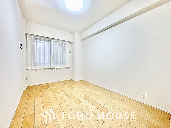 使いやすく、明るい洋室に仕上がります。子供部屋や趣味のお部屋にご利用できます。ご自身で家具などを配置し、素敵な空間を創り上げられます。