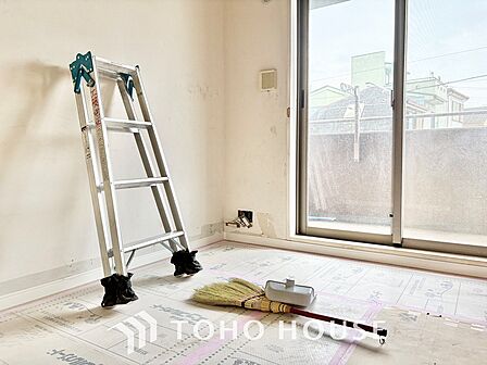 使いやすく、明るい洋室に仕上がります。子供部屋や趣味のお部屋にご利用できます。ご自身で家具などを配置し、素敵な空間を創り上げられます。
