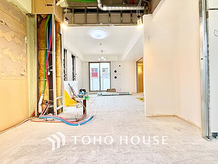 ◆ここに在る◆事も無げに美しく、伝えるには筆舌に尽くし難い。豪華絢爛や華美と言う事ではなく、住まう者にとって暮らし易く心地がいいと言う美しさがこの住まいには込められている。