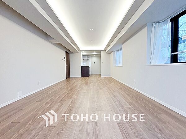 【LIVING】◆Sunshine◆光が燦々と入り、いるだけで気持ちいい。「開放的でゆとりあるお部屋です。」