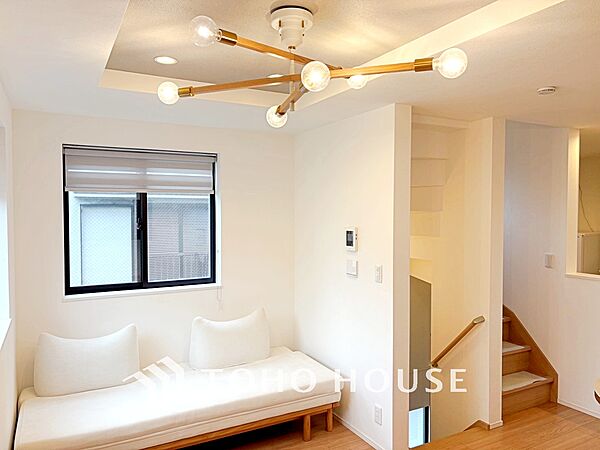 【LIVING】◆Sunshine◆光が燦々と入り、いるだけで気持ちいい。「開放的でゆとりあるお部屋です。」