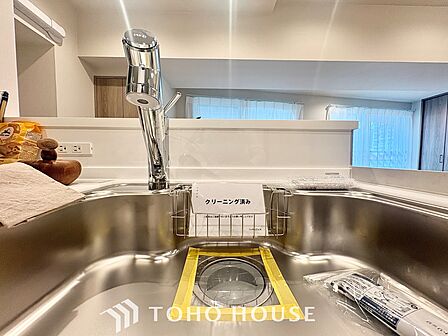【Kitchen】キッチンは家族の絆を育む大切な空間。シンプルで使い易いSystemKitchenで愉しく作る料理は愛情のある美味しいご馳走に。