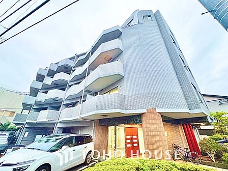 使いやすく、明るい洋室に仕上がります。子供部屋や趣味のお部屋にご利用できます。ご自身で家具などを配置し、素敵な空間を創り上げられます。
