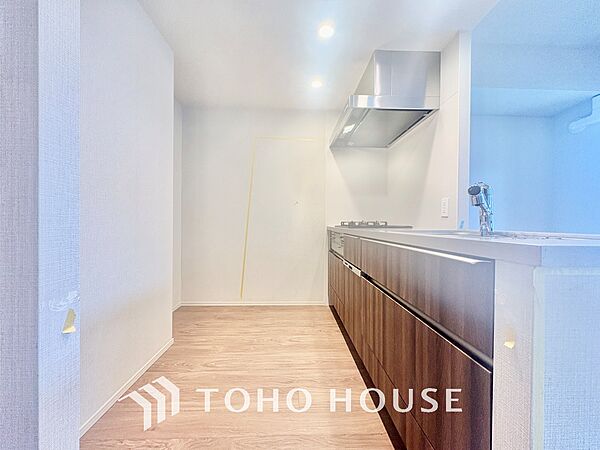 【KITCHEN】◆家族のおはよう◆の声を笑顔で迎えてあげられるシステムキッチン。朝ごはんが楽しみでちょっと早起きしたくなるんです。