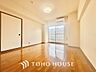 室内：【LIVING】◆眩い◆光が燦々と入り、家族の笑顔を照らす。「いつまでも続いて」と願う夢のような毎日がここにある。