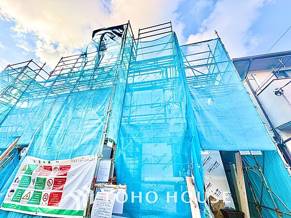 【The beginning of everything】その邸が魅せる気品、重厚感、柔らかさ。それは訪れた人に安らぎを与える特別な空間。すべての始まりをここから。