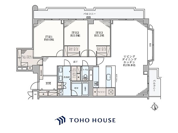 【house the light is illuminat】採光と風　家事導線も比較的良好で、風通しの良さで過ごしやすい麗(うら)らかな気分にさせてくれるリビング