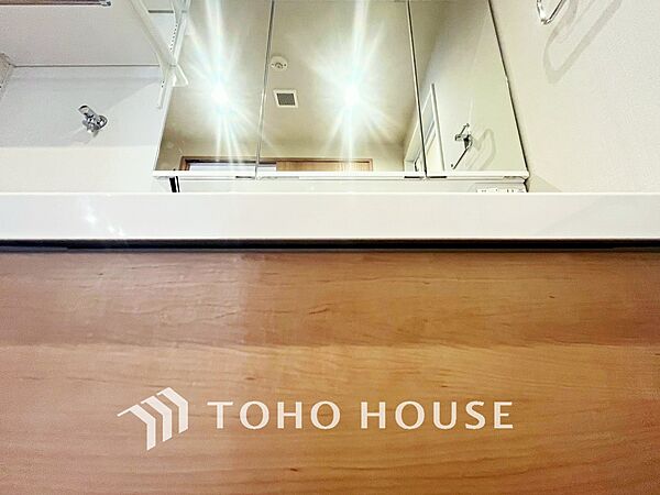 【WASHROOM】◆快適◆煌びやかな暮らしの中にも忘れたくない快適さ。大きな収納が助けてくれます。