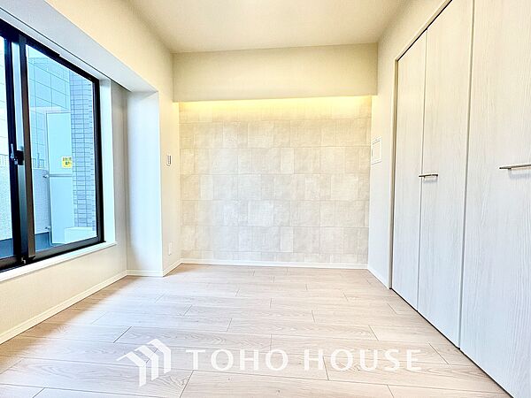 使いやすく、明るい洋室に仕上がります。子供部屋や趣味のお部屋にご利用できます。ご自身で家具などを配置し、素敵な空間を創り上げられます。