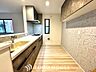 キッチン：【Kitchen】一歩一歩踏みしめる喜びを。光り眩い羨望のリビングへ。一歩一歩を踏みしめて家族の集う幸せの場所へ。すべてがクライマックスのマイベストホーム。