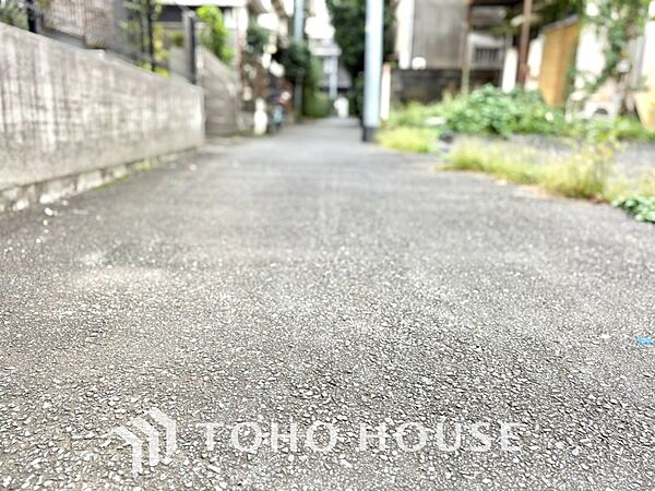 ◆陽光◆が差し込む。この開放的な空間に家族の笑顔が集う。家族が一緒に過ごす空間は明るく、そして居心地よく。