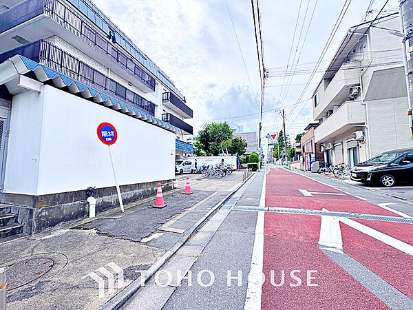 ほんの少しのこだわり。ちょっとした色使いがその家がもつ雰囲気、趣（おもむき）を携え、暮らす家族や訪ねてくる友人・知人に新鮮な香りを運んできます。