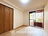 寝室：【PRIVATE ROOM】◆プライベートな時間◆な暮らしにはこの空間が必要。家族のふれあいも大切にしつつ、自分の空間も大切にしたい。