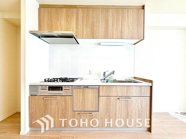 【KITCHEN】◆ワクワク◆開放的で機能性も高いシステムキッチン。お子様は毎日のご飯にワクワク！