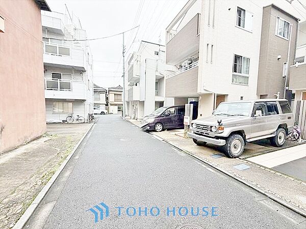 【FRONT ROAD】◆ランドマーク◆そびえたつ我が家のシンボル。遠くの空が赤く染まる夕べが待ち遠しい。